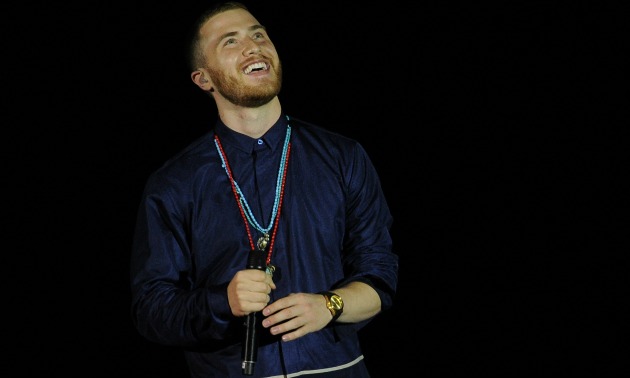 Mike Posner Live