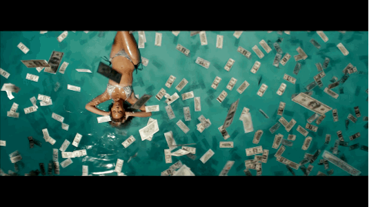 Beyonce In The Pool