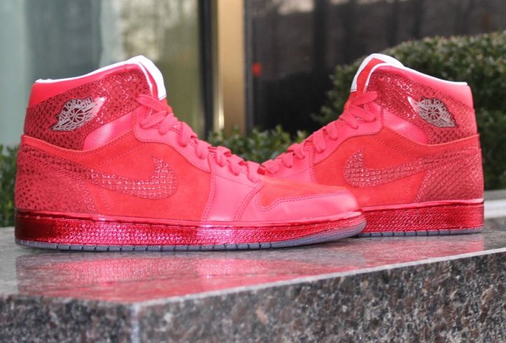 Air Jordan 1 “Legends of The Summer”